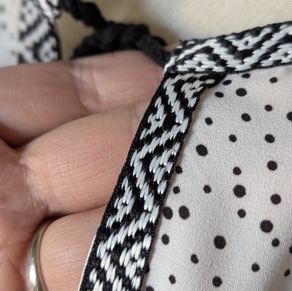 Daniel Rainn Women's Size Small White & Black Embroidered Fringe Tassel Blouse - Picture 10 of 11